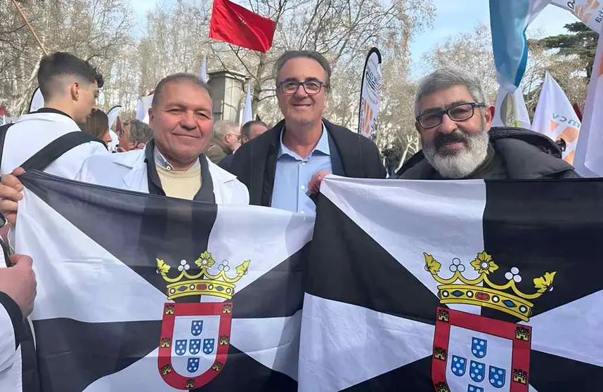 El presidente de COMCE, Enrique Roviralta; secretario general de CEMS, Víctor Pedrera y el secretario general del SMC, Abdelghani El Amrani El Marini